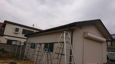 MT様邸倉庫屋根工事着工.JPG