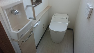 SK様邸トイレお母さん側.JPG