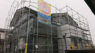 SK様邸外壁塗装中塗り.JPG