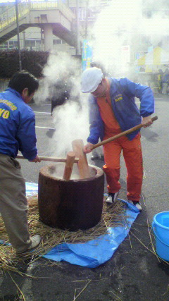 餅つき社長.jpg